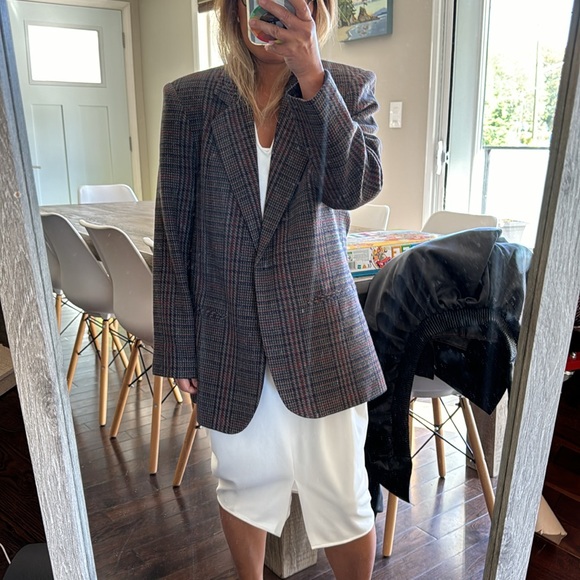 EUC Sag Harbor plaid blazer in size 8 - Picture 7 of 7